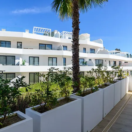 One-80 2440 Estepona